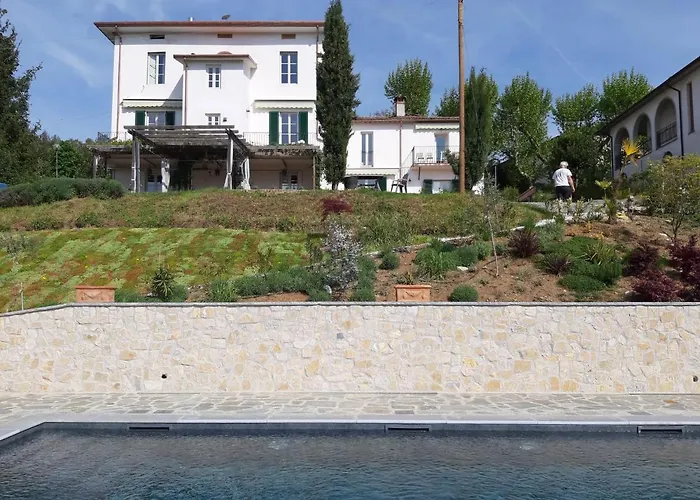 Villa Pavone